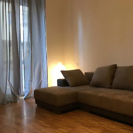 아파트 Via Zunini